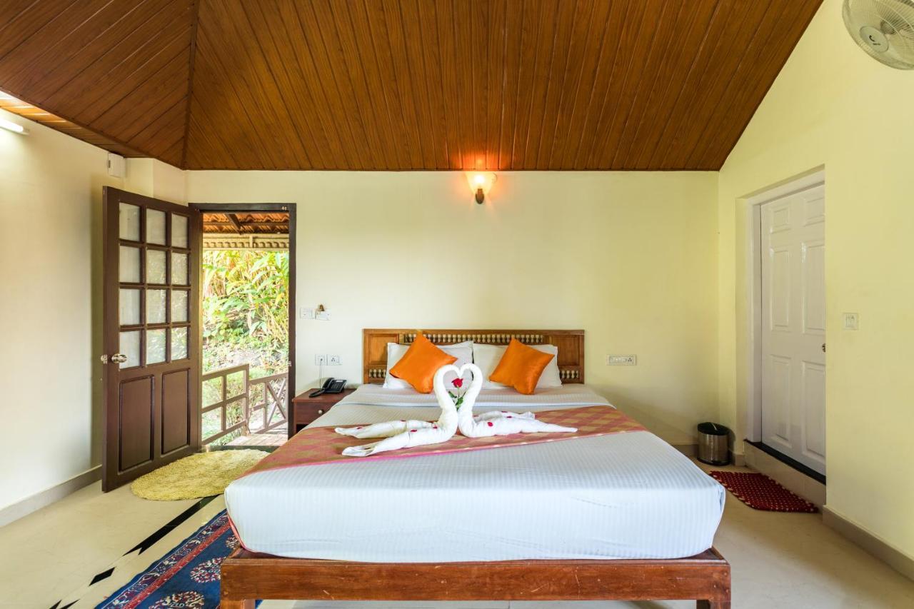 Hotel Violet Woods Munnar Exterior foto